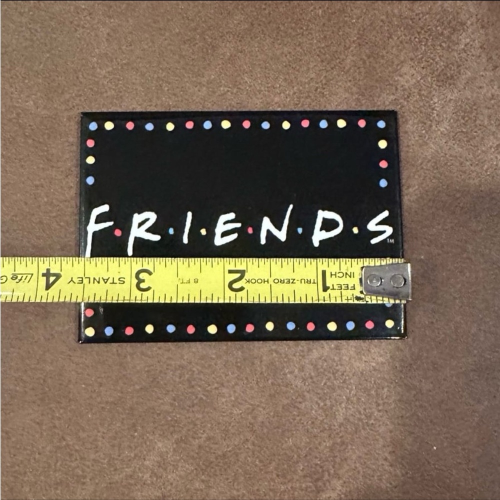 Friends Magnet - Picture 2 of 3